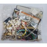 Costume jewellery etc (one bag)