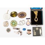 Assorted jewellery to include a silver and Blue John bar brooch, two medallions,