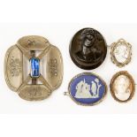 Various cameo brooches, including shell and Wedgwood Jasperware,