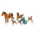 Five Beswick horses/foals (sd) and a Poole Otter (6)