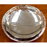 Mappin & Webb silver bowl, standing on 3 feet, Sheffield 1936, weight approx 410 grams/ 13.