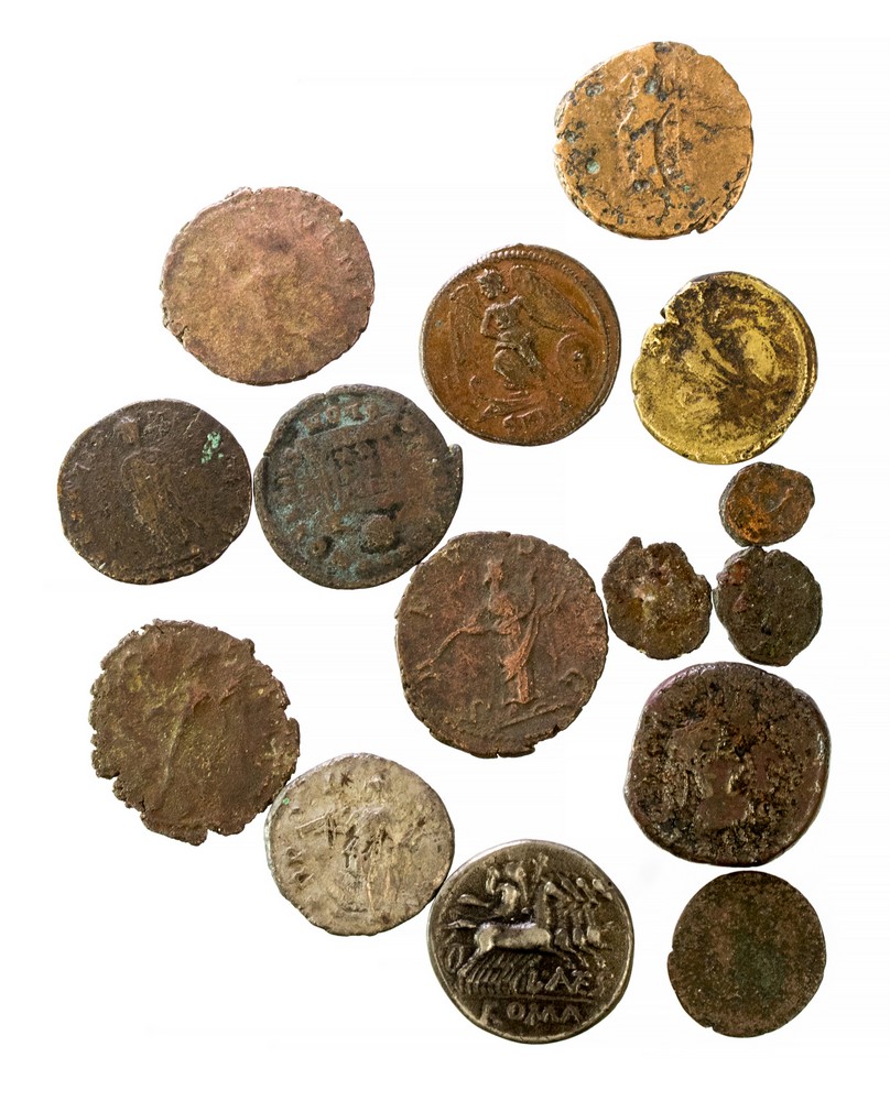 Roman Coin Group (15). - Image 2 of 2