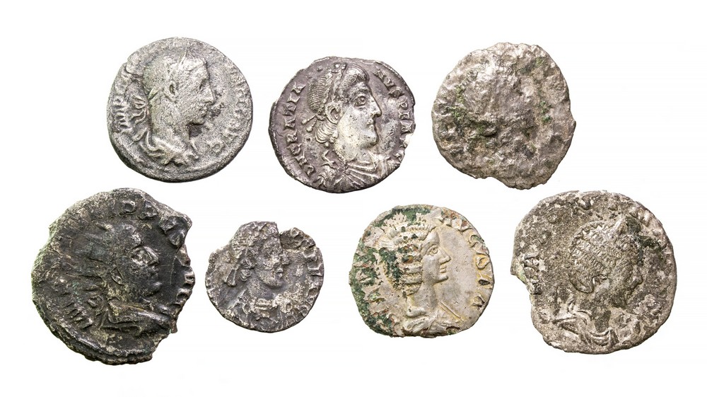 Roman Silver Coin Group (7).