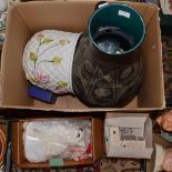 One box of ceramics including Lilliput Lane,