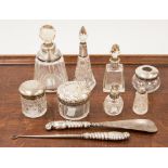 A George V silver mounted scent bottle, engraved chevron frieze with faceted stopper,