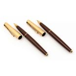 Parker 65 fountain pen, burgundy barrel with gold filled cross hatch cap,