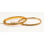 A 15ct gold hinged bracelet approx 6 grams and a 9ct bracelet approx 6 grams (2)