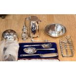 A cased Walker & Hall three piece, fish serving set, with EPNS muffin dish, toast rack,