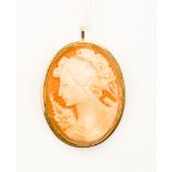 A 9ct gold cameo pendant