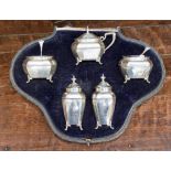 Elkington & Co cased silver double cruet set, Birmingham 1907/8, two salt spoons different maker,