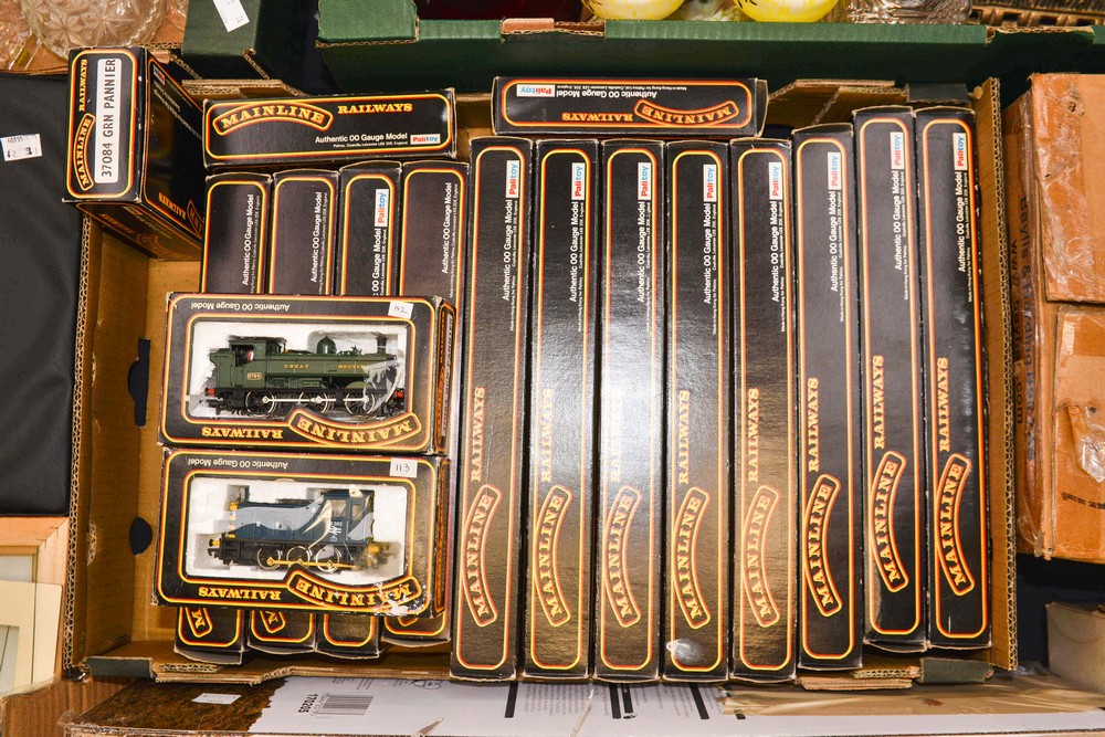 Mainline: One box of assorted Mainline locomotives to comprise: 37058, 37038, 54137, 37045, 37076,