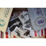 Cigarette cards: collection of 1920s/30s complete sets and part sets, Dogs, Film Stars, Cricketers,