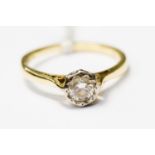 A diamond and 18ct gold ring diamond weight approx 0.