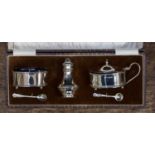 A cased silver condiment set, Birmingham 1928, approx weight of silver 2.