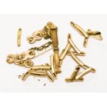 Loose 9ct gold watch bracelet links, approx 6.7gms and broken 9ct gold watch strap approx 4.