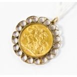 A full Sovereign pendant in 9ct gold mount, the coin dated 1909, approx 10.