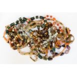 A quantity of agate and hardstone necklaces,