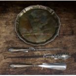 A Mappin & Webb footed silver tray, Sheffield 1904/05, together with a silver handled shoe horn,