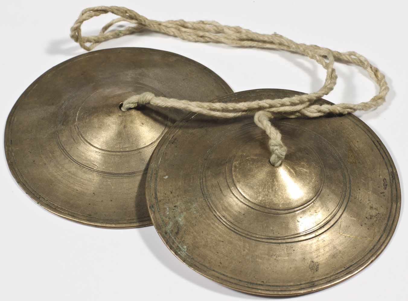 Tibetan Cymbal bronze Tibet 19th century Tibetan cymbal joined together with a cord. Smooth surface,