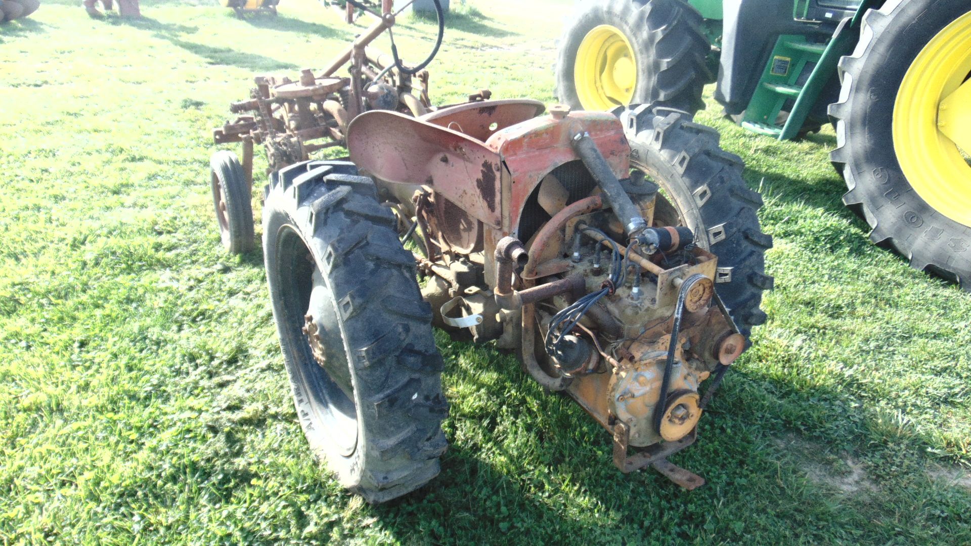 Allis Chalmers - Image 2 of 2