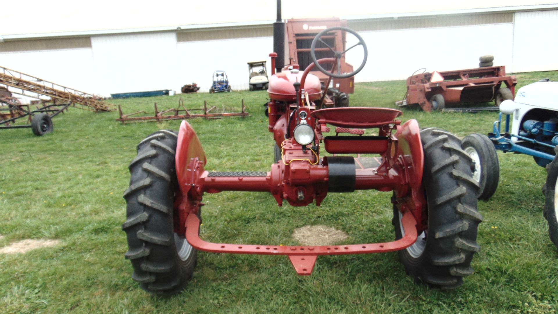 Farmall B - Image 3 of 3