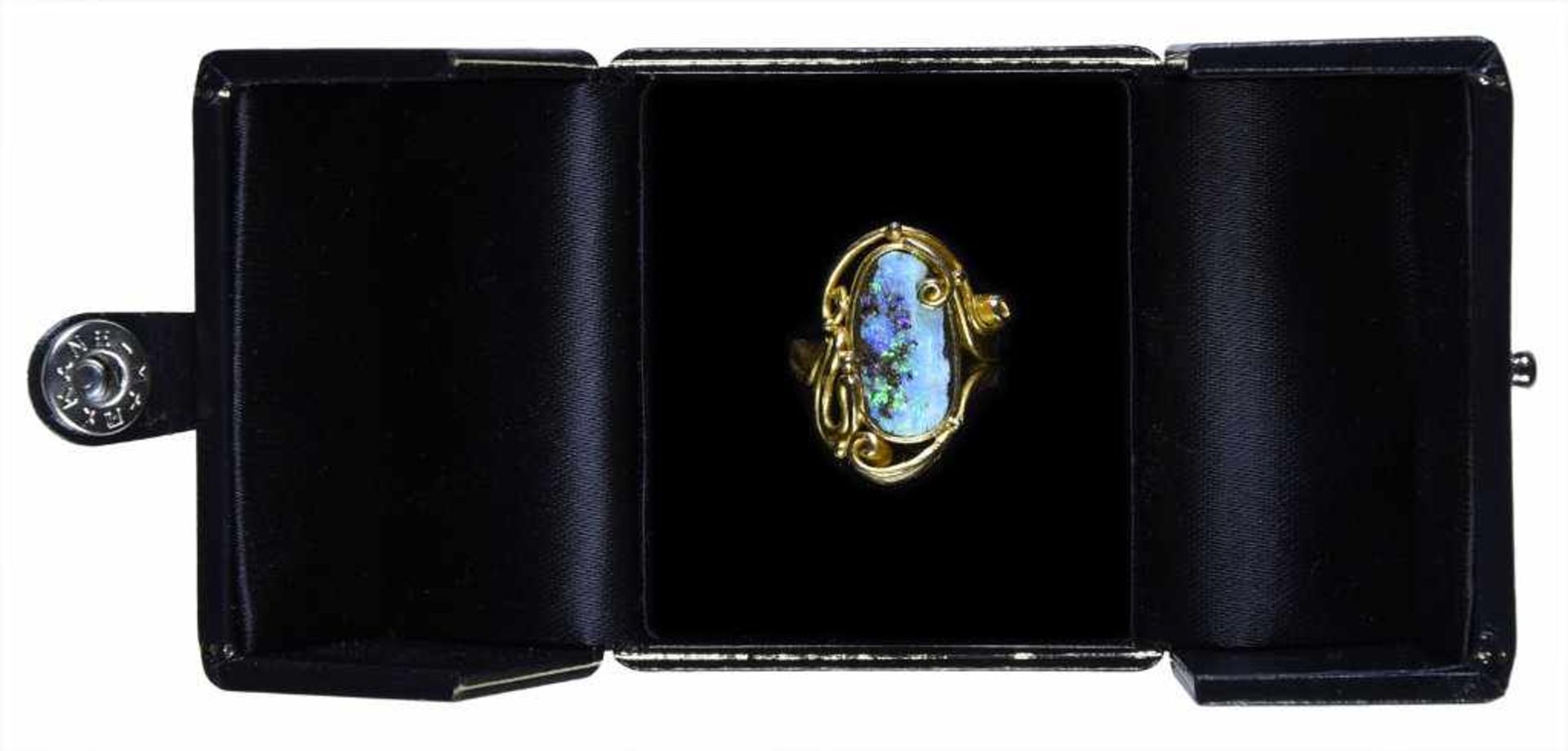 Jacques Michel - Ring "Méandres" - 18 Kt yellow gold & opal En or jaune 18 ct, sertie d'une opale. - Image 6 of 6