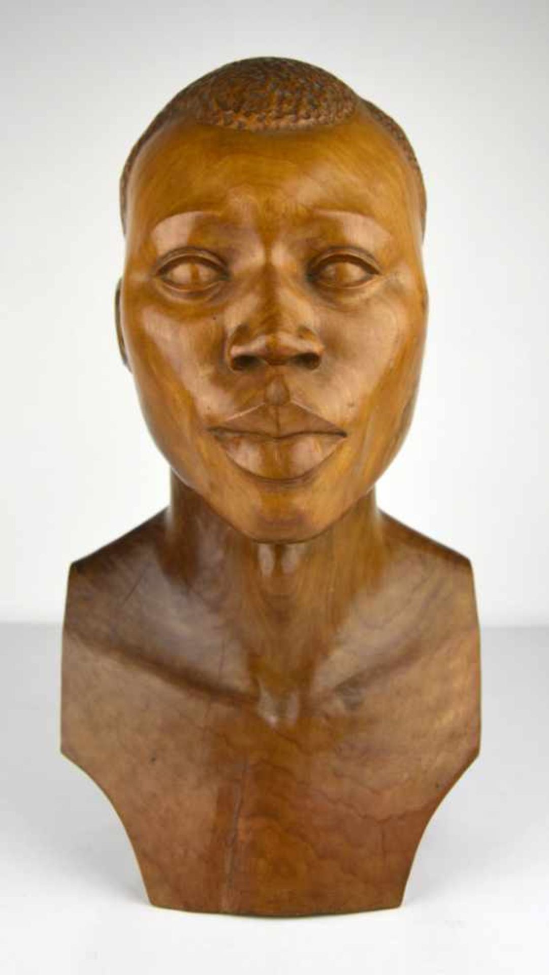 Congo - Man's head sculpted in wood and signed Congo - Tête d'homme sculptée en ronde-bosse En bois,