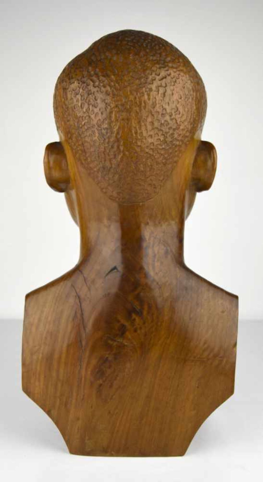 Congo - Man's head sculpted in wood and signed Congo - Tête d'homme sculptée en ronde-bosse En bois, - Image 3 of 5