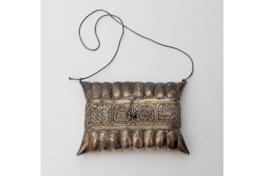 Chine - Sac de dame en argent - portant les huit signes auspicieux du Bouddhisme - [...] - Image 2 of 4