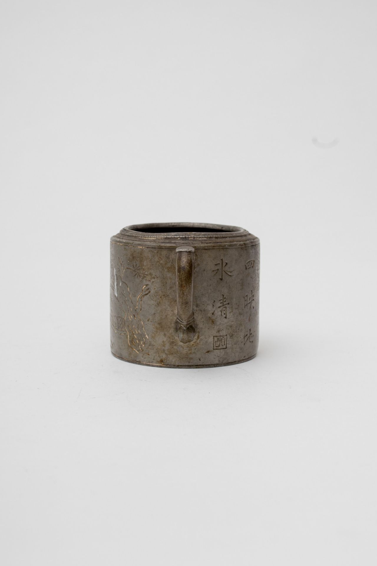 Chine - Tasse trembleuse en étain - Marque au Stupa sous la base. - D : 8 cm , H : [...] - Image 3 of 12