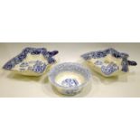 Two Late 18th Early 19thC Pearlware Pickle Dishes of leaf-form, the interior transfer printed in