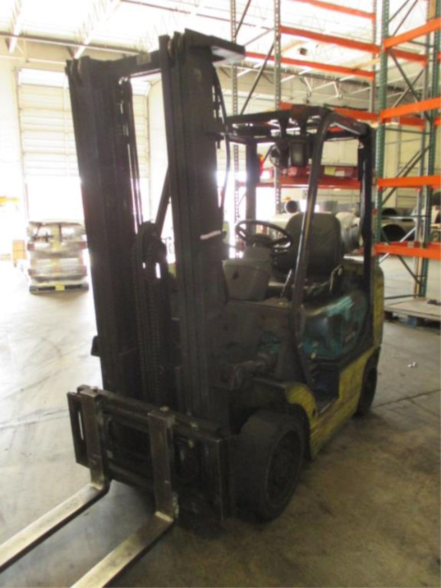 Komatsu FG25ST-12 4-Wheel LP Gas Forklift Truck [propane not included]. Hours: 10897.8; Triple-Stage