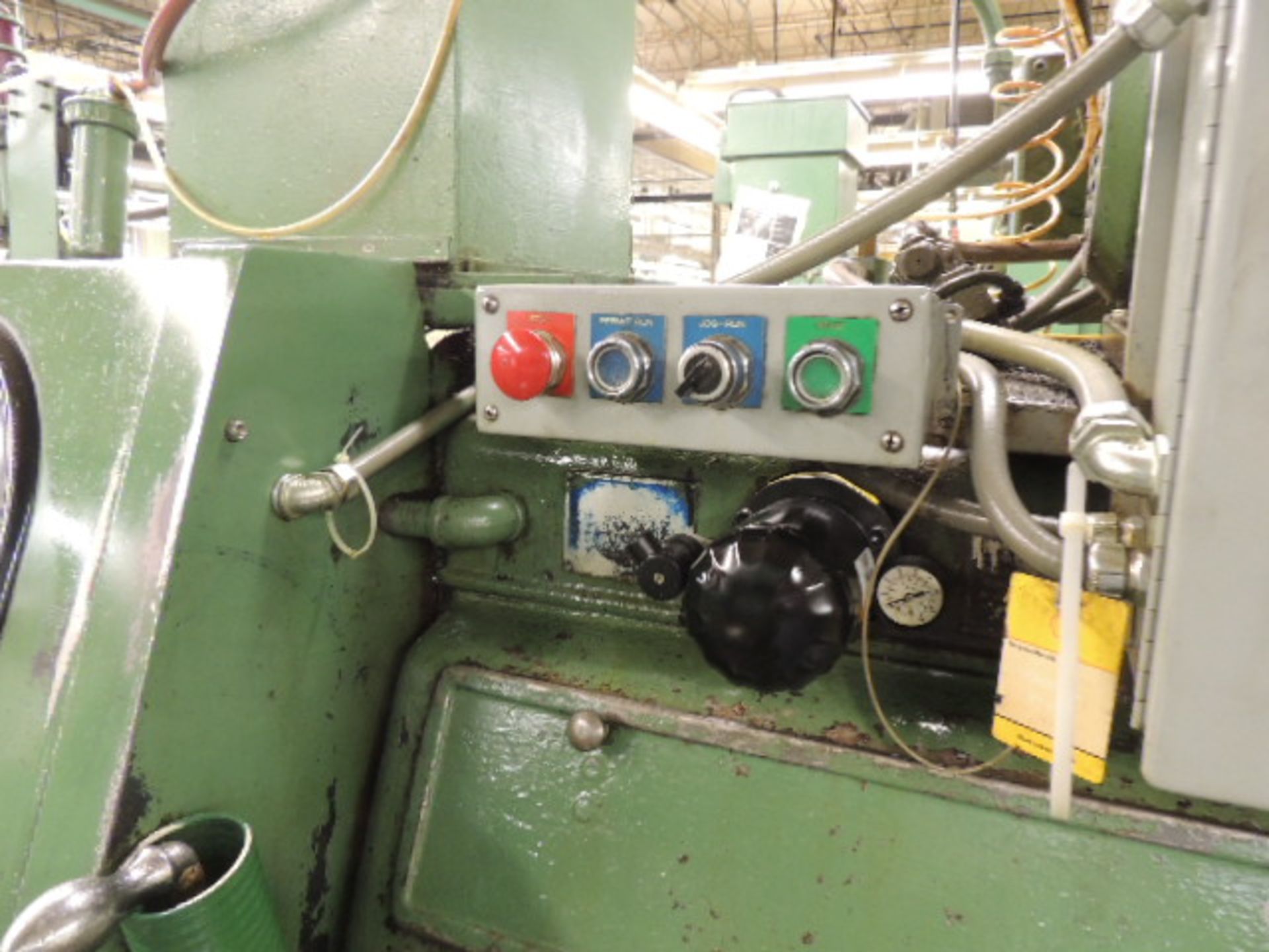 Acme RA-6 Screw Machine 9/16" screw machine with sound enclosure, chip conveyor and guards. Max. - Image 4 of 7