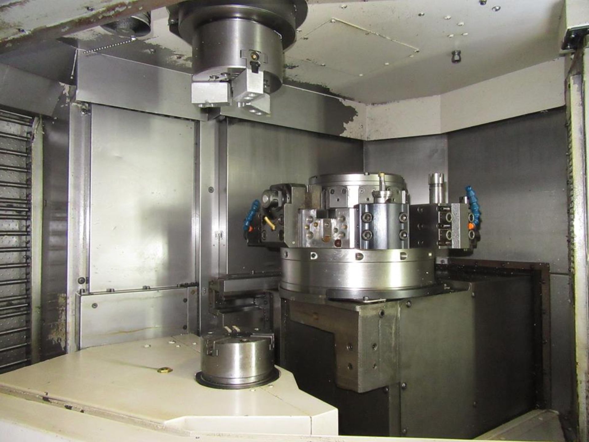 Mori Seiki SL-150 1997 - CNC Lathe with MSC-518 2-Axis Control Panel, (2) Kitagawa 3-Jaw Chucks: (1) - Image 5 of 10