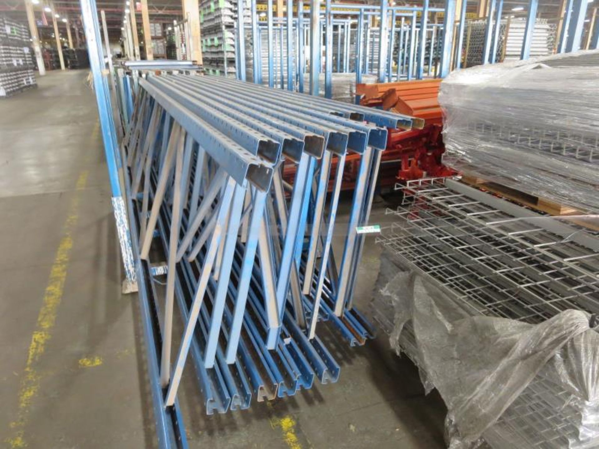 Pallet Racking, 50 uprights, 42" wide, 12'8 to 17' h. (6) skids of Wire shelving, 4 skids of cross - Bild 7 aus 9