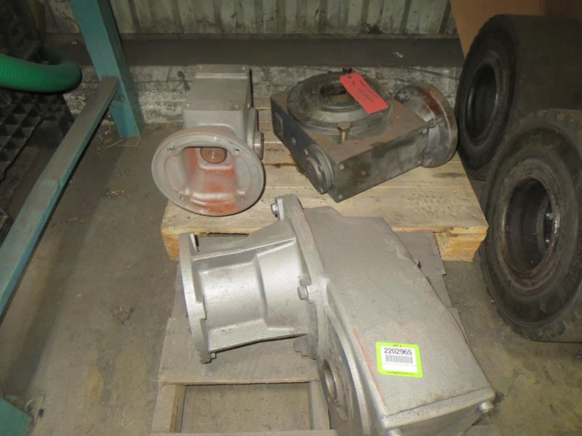 Lot (Qty 3) Gear Reducers. Hit # 2202965. Bldg.1.9.1. Asset Located at 820 S Post Rd, Indianapolis,