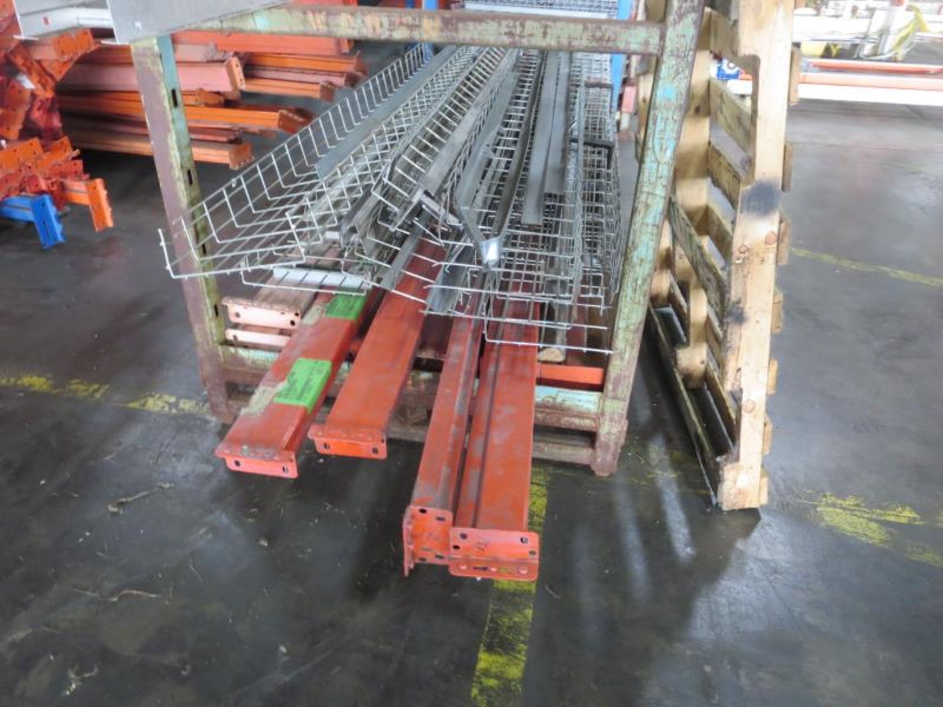 Pallet Racking, 50 uprights, 42" wide, 12'8 to 17' h. (6) skids of Wire shelving, 4 skids of cross - Bild 3 aus 9