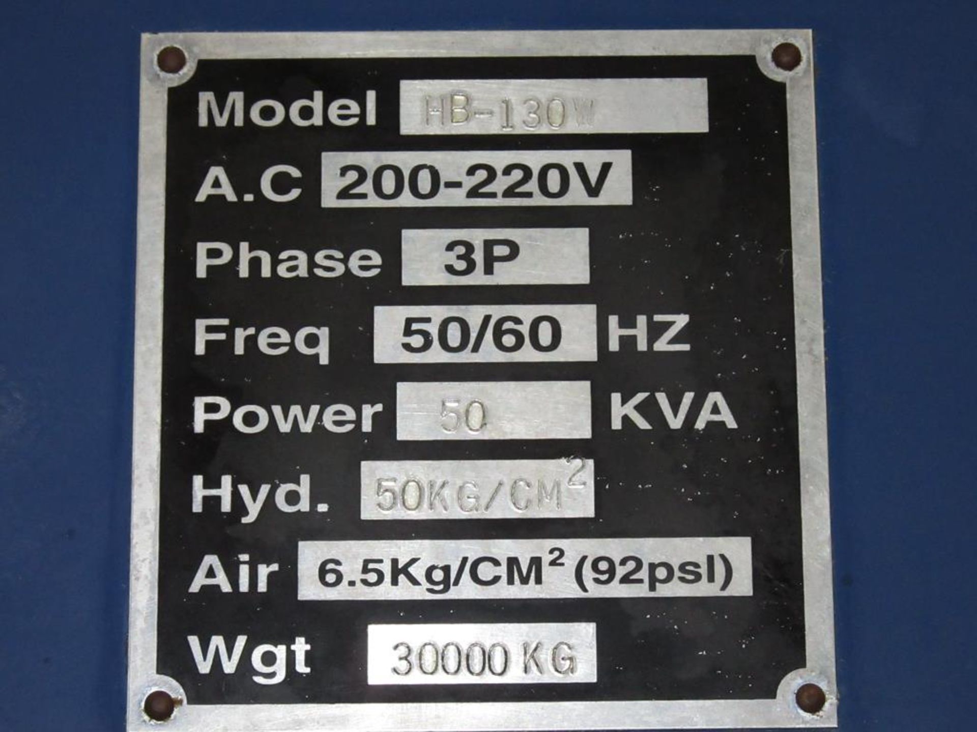 Viper HB-130W. 1997 - CNC Vertical Bridge Mill with Mitsubishi 3-Axis Control Panel, Table Size - Image 3 of 22