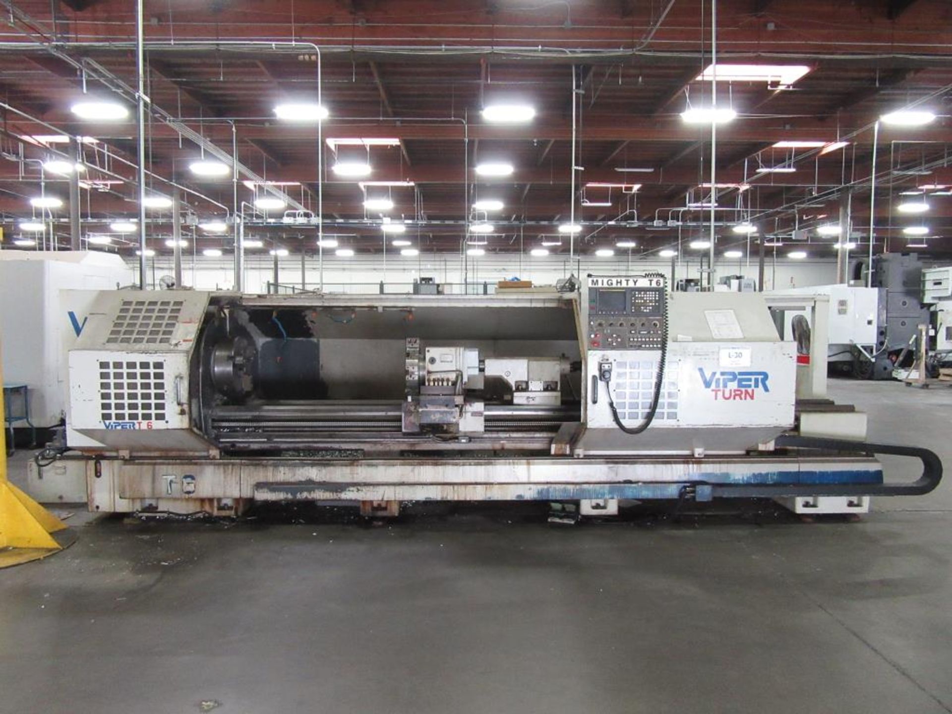 Mighty Viper / Chin Hung T-6 / CL-38-2000. 1999 - CNC Lathe with Fanuc Series O-T 2-Axis Control - Image 2 of 26