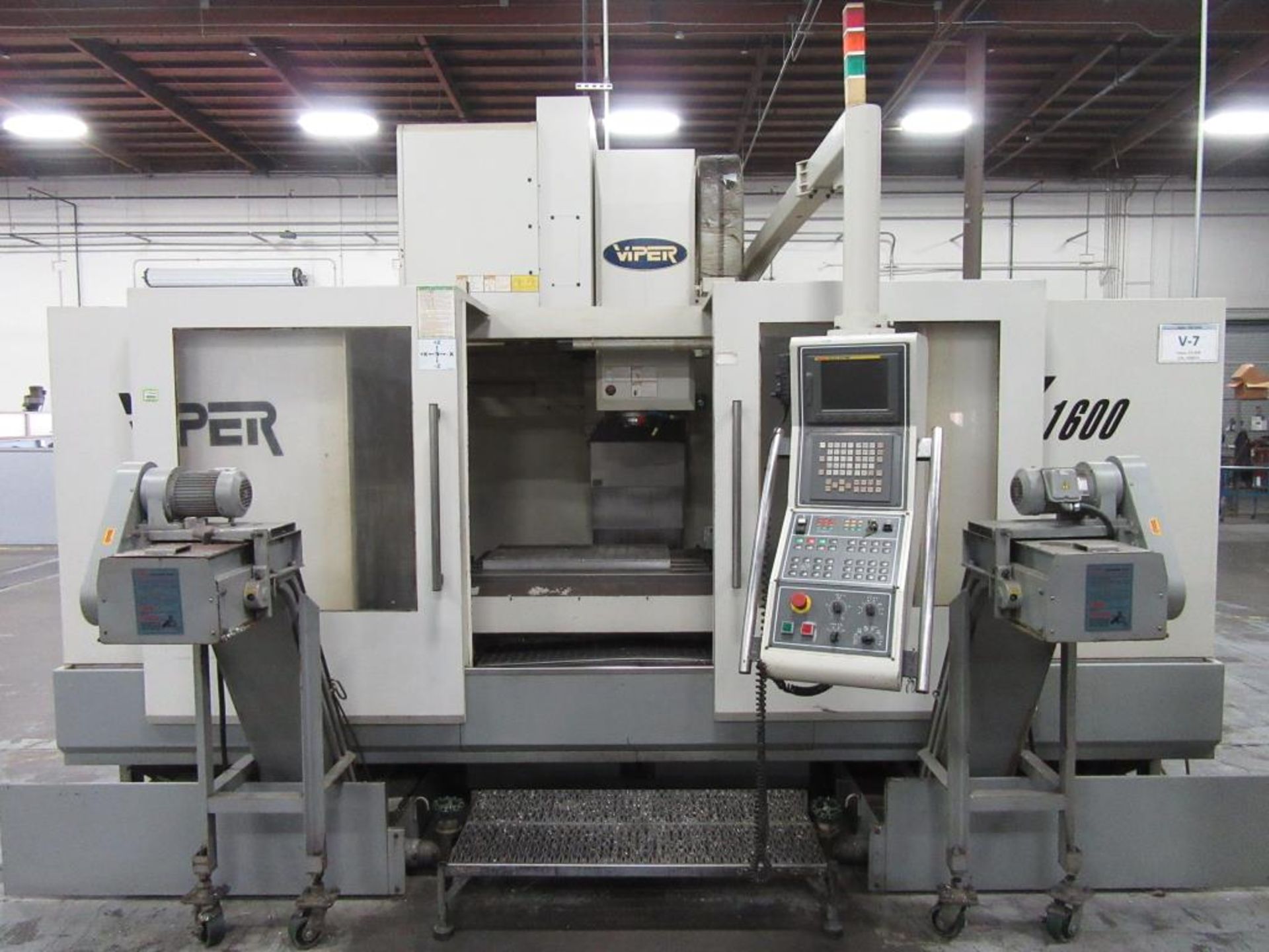 Mighty Viper VMC-1600A. 2006 - CNC Vertical Machining Center with Fanuc 21i-MB 3-Axis Control Panel, - Image 4 of 22