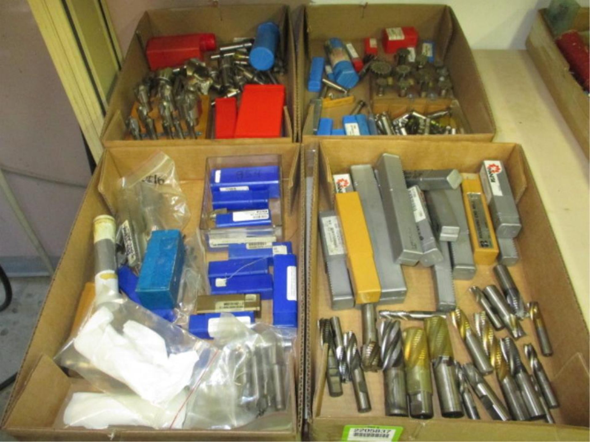 Assorted Tools. Lot: Assorted Tools. Includes: Porting Tools, Radius Cutters, Woodruff Key-Slot