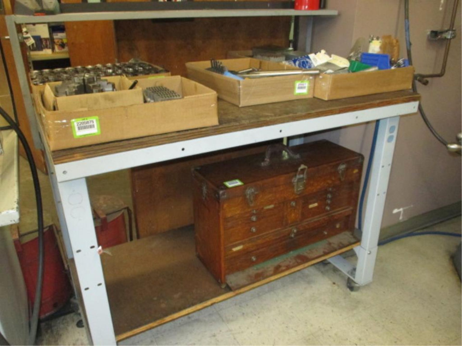 Workbenches. Lot: (3) 4ft Workbenches with Upper Shelving, (2) On Wheels [no contents]. HIT# - Image 2 of 3