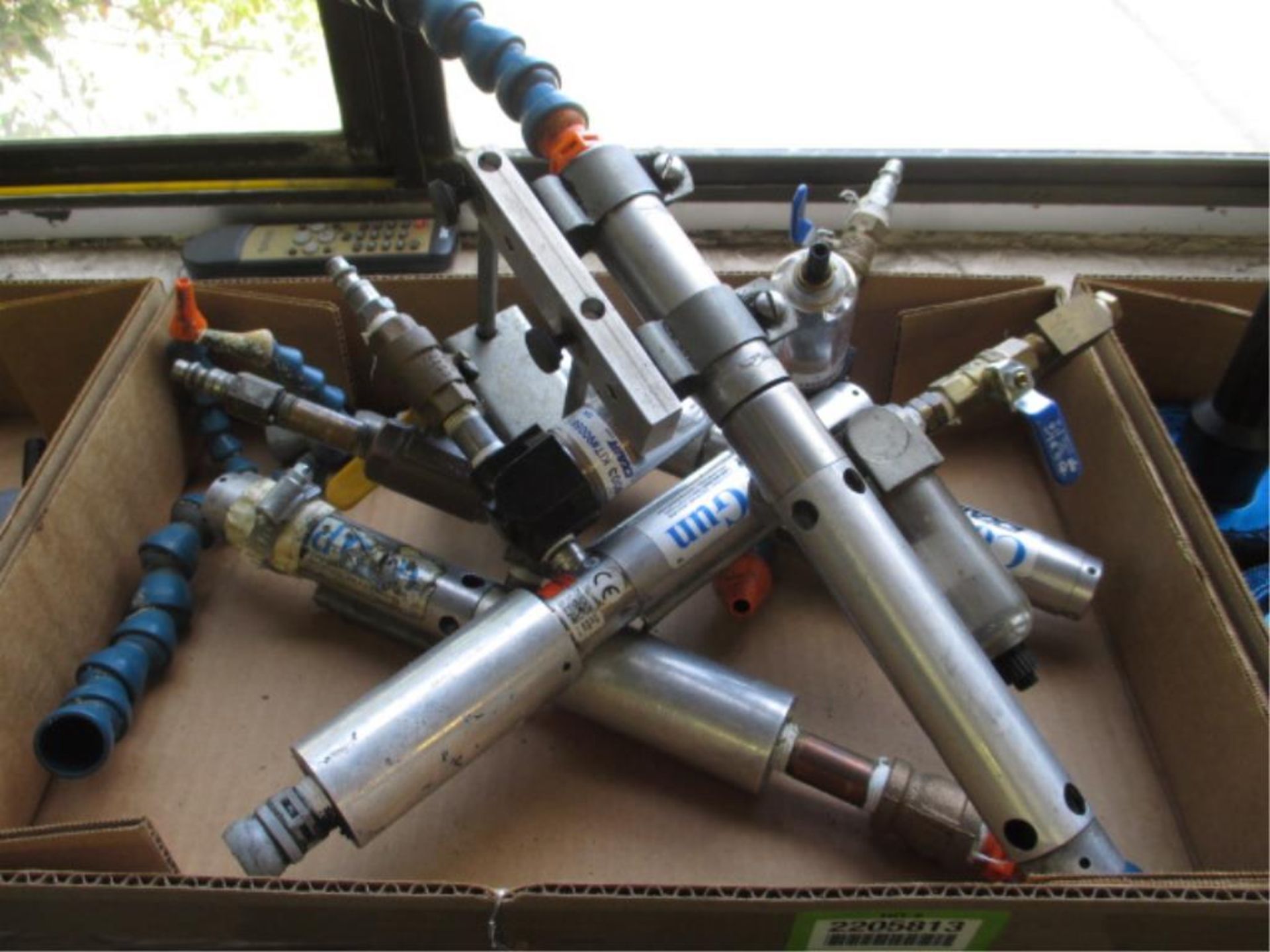 CNC Accessories. Lot: Assorted CNC Accessories. Includes: Mill Stops, Cold Guns and "Rubber Hog" - Image 2 of 4