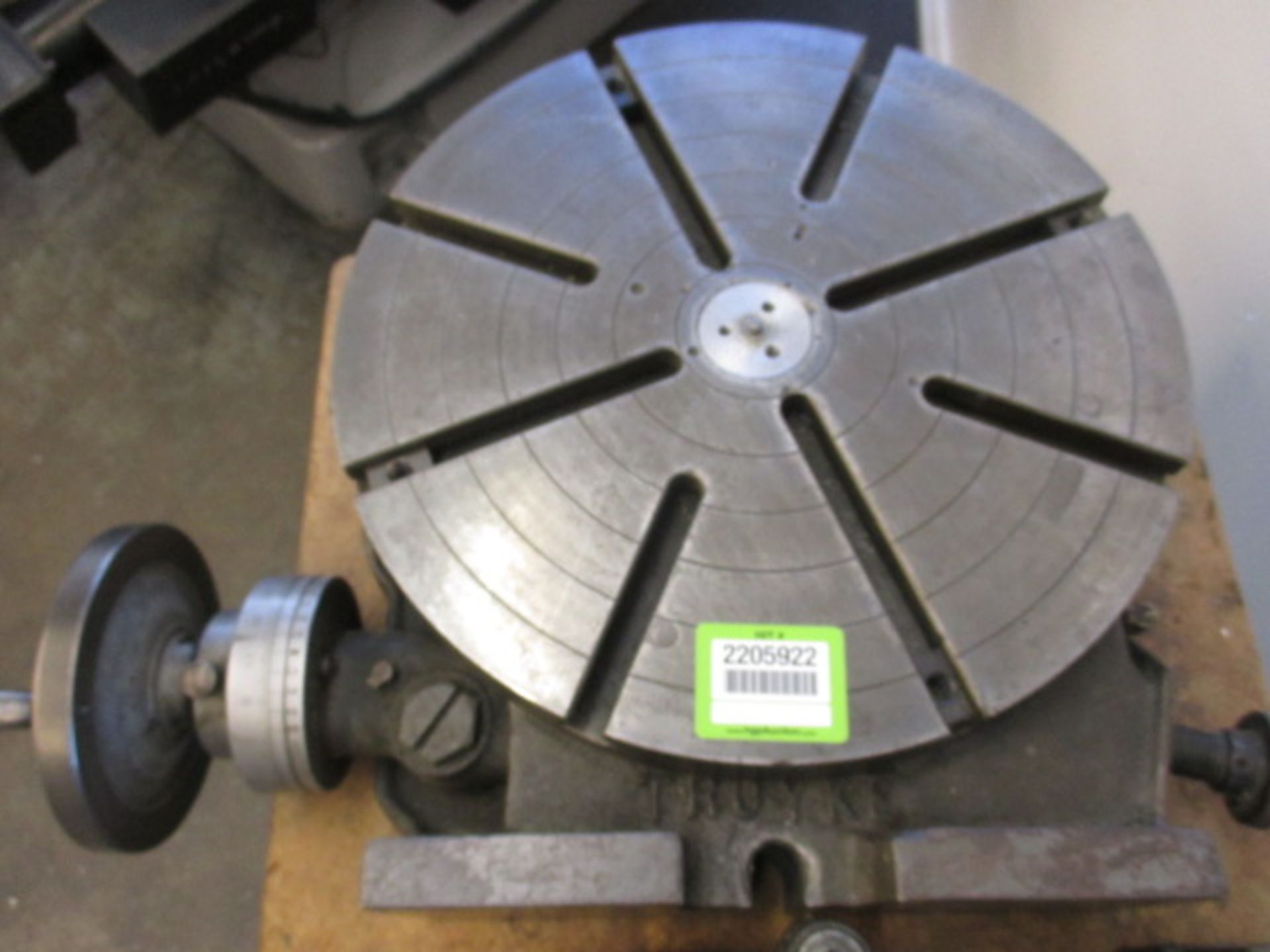 Rotary Table. Troyke 15" Vertical Rotary Table. HIT# 2205922. Main Room. Asset Located at 859 Ward