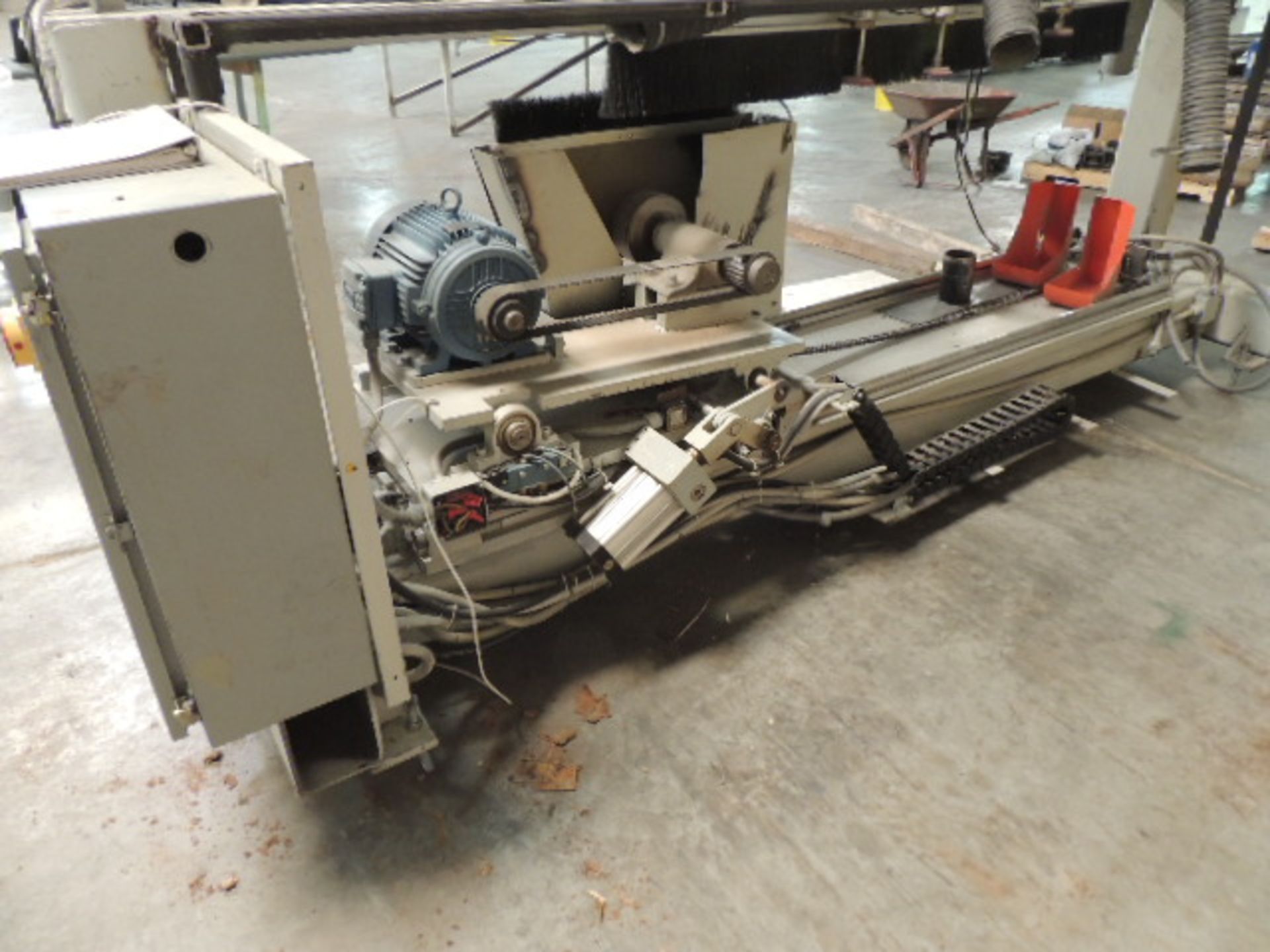 AMA 117794 End line trim saw, saws from bottom across, (2) electric motors, 460v. NEEDS REPAIR. HIT# - Image 2 of 6