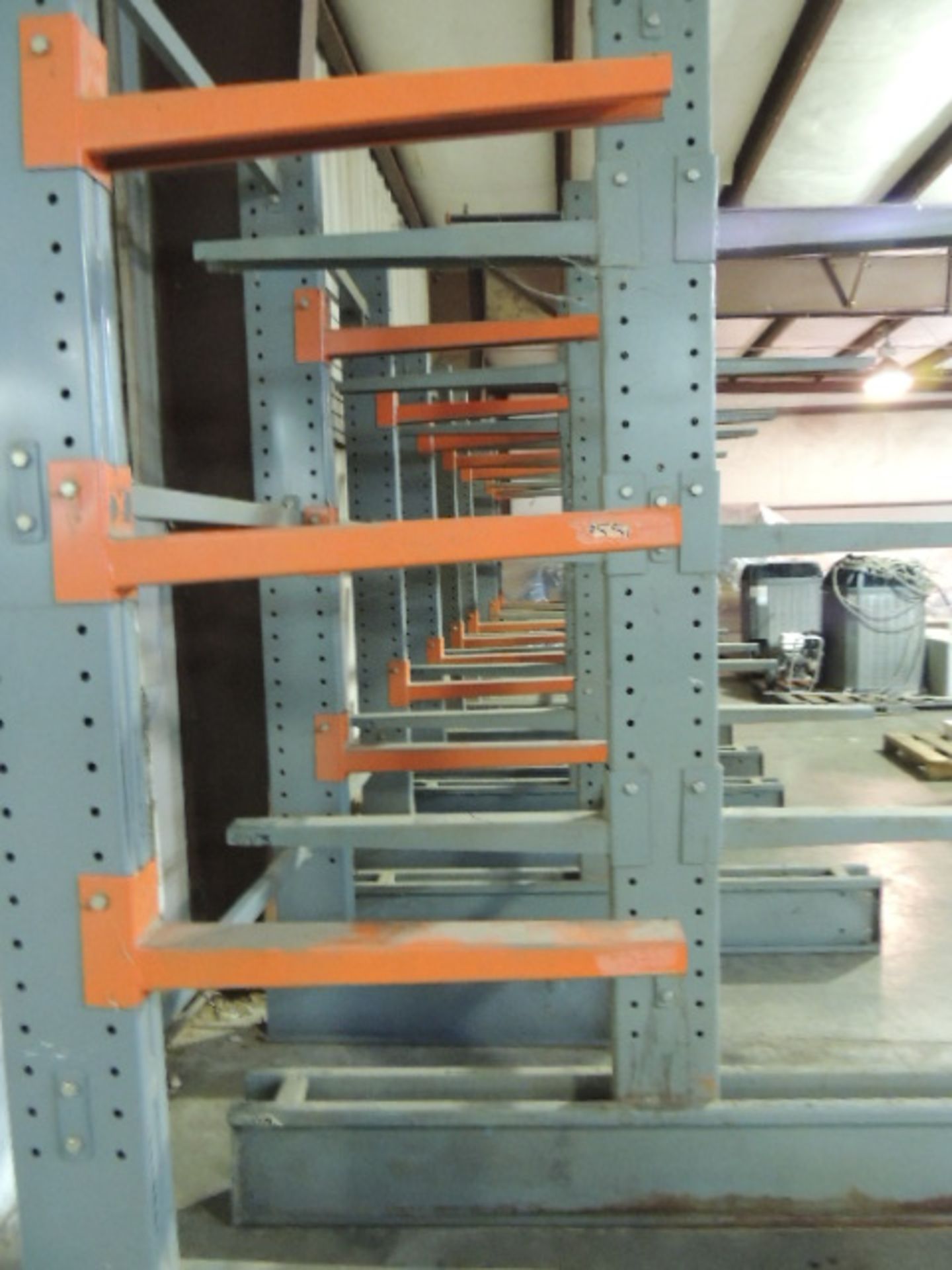 Lot: cantilever racks, (2) double sided ,base 84"x72" w/ (18) 3' arms, (1) double sided base 84" - Image 4 of 5