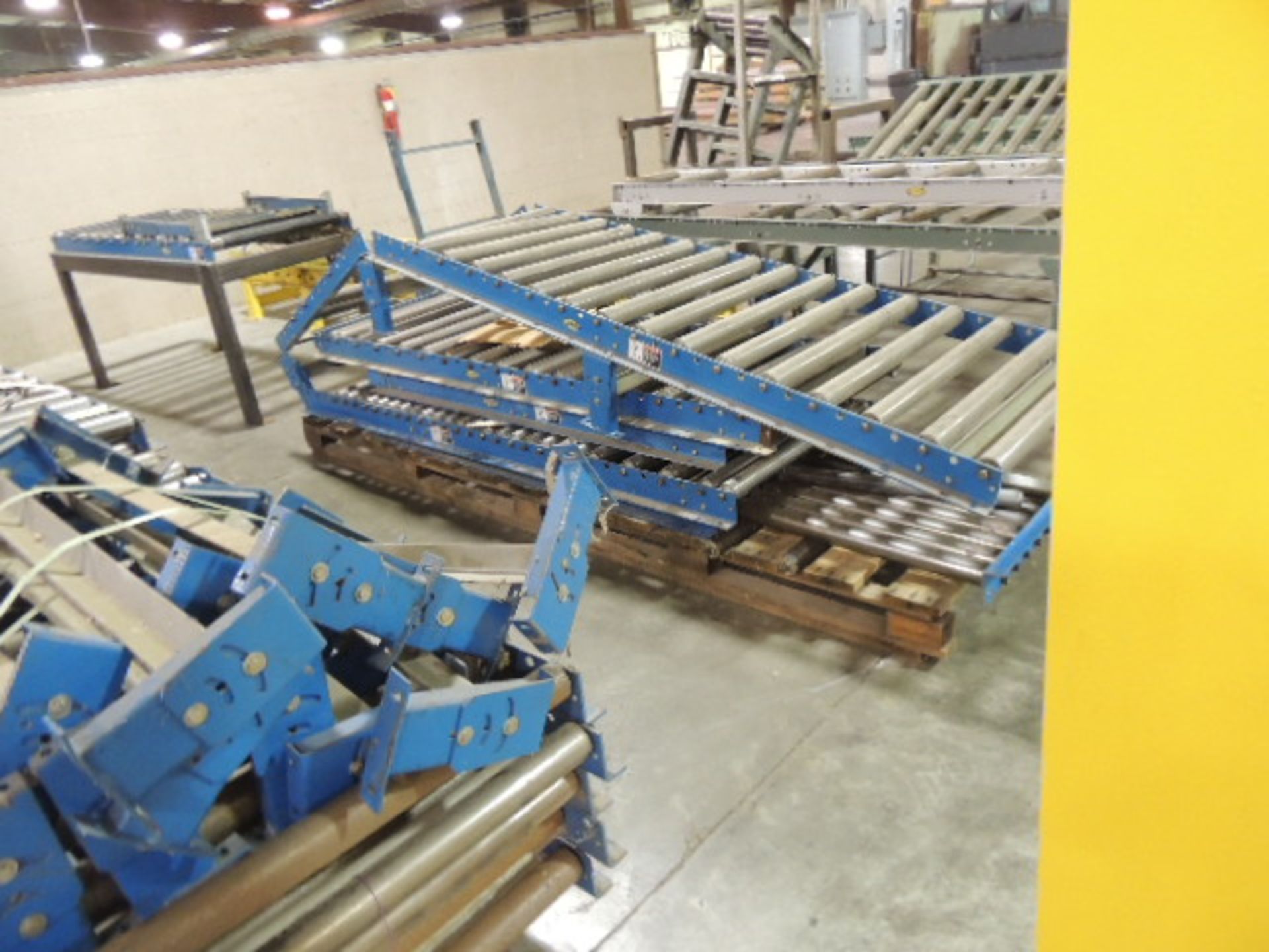 LEWCO Lot: approximately 35 LEWCO roller conveyors, 31" rollers from 5' to 10' lengths, (1) LEWCO - Image 5 of 12