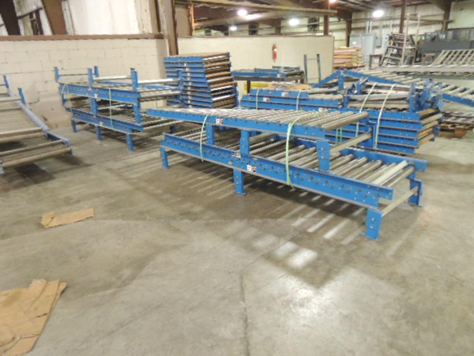 LEWCO Lot: approximately 35 LEWCO roller conveyors, 31" rollers from 5' to 10' lengths, (1) LEWCO - Image 2 of 12
