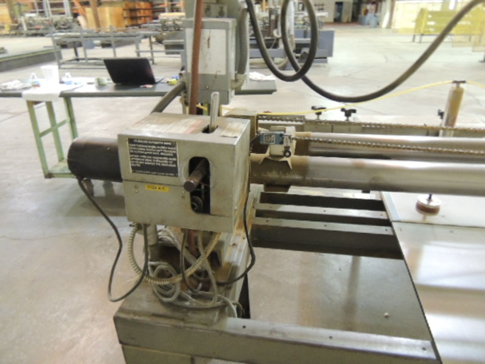 Hendrick Laminate Saw. Double beam saw 14", 144" width, dual voltage 120v drive, 460v electric saw - Image 4 of 7