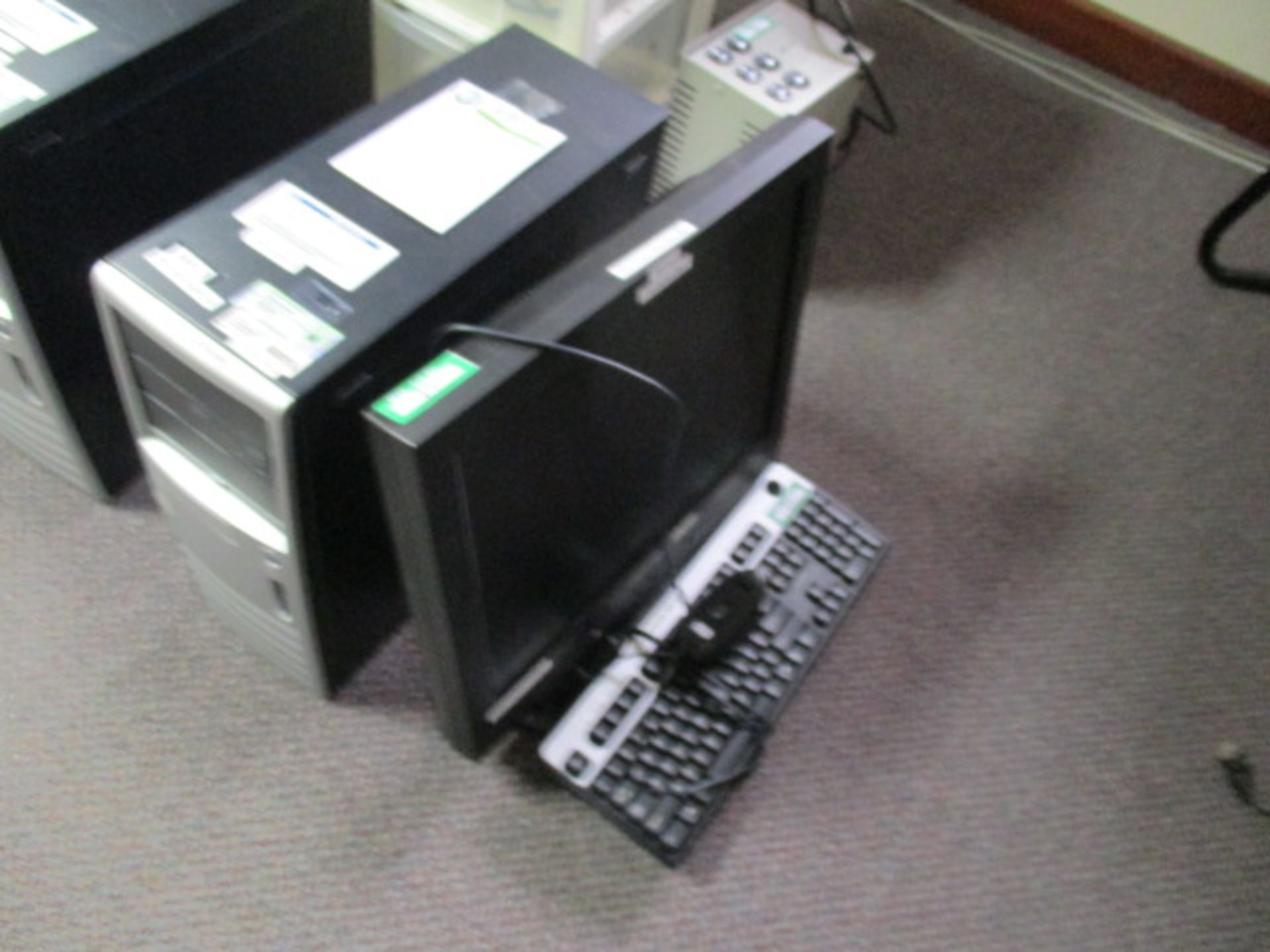 Computers And Accessories (No Hard Disk Drives). [(2) HP Compaq DC7600-Series Computers - No - Image 4 of 6